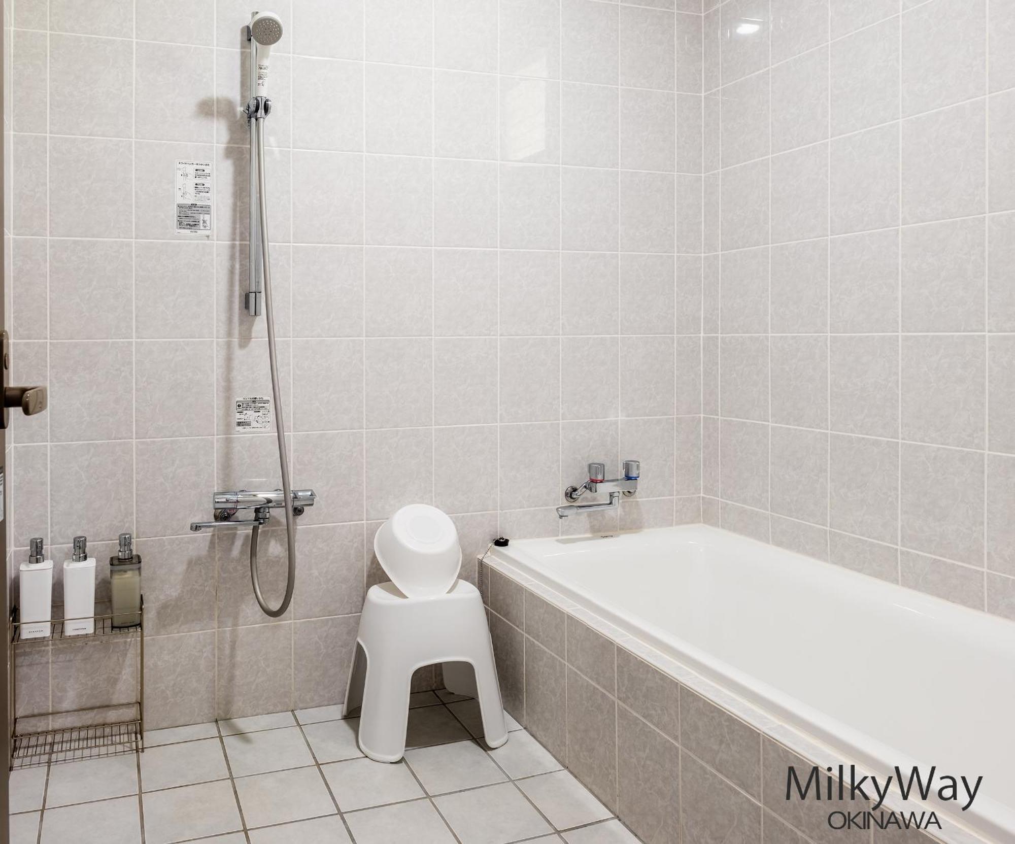 Okinawa Milky Way Villa Yomitan Exterior photo